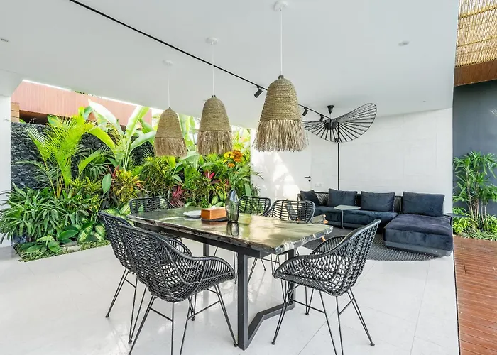 Flow I Villa Ubud